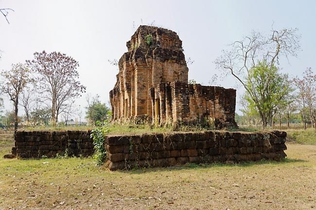 Prasat Nong Thong Lang-013